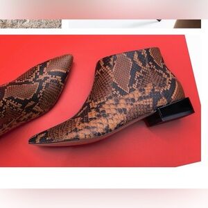 VHNY Brown Snake Print Women's Shoes size 9